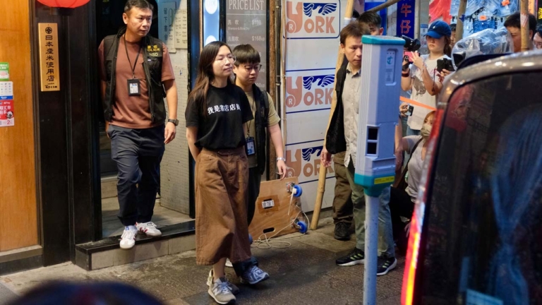 中共查抄香港書店 批習「禁書」衝上台灣熱銷榜