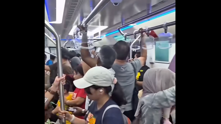 馬來西亞中國產列車 開通第一週就發生故障