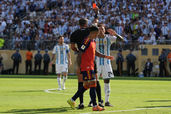 EAST RUTHERFORD, NEW JERSEY - JULY 19: Enzo Fernández of Argentina is issued a red card in the second half of the FIFA World Cup 2026 Final between Spain and Argentina at New York New Jersey Stadium on July 19, 2026 in East Rutherford, New Jersey. U.S. President Donald Trump is attending the match as Argentina defends their 2022 World Cup title against the reigning 2024 UEFA European Champions, Spain.