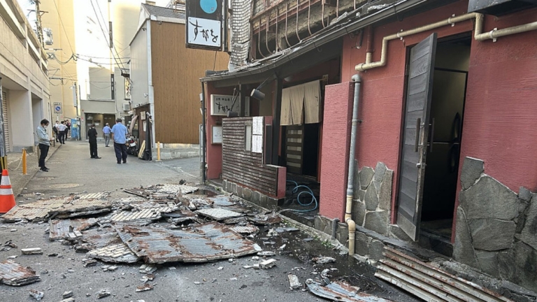 中國遊客親歷日本地震 驚歎：民眾冷靜並不恐慌
