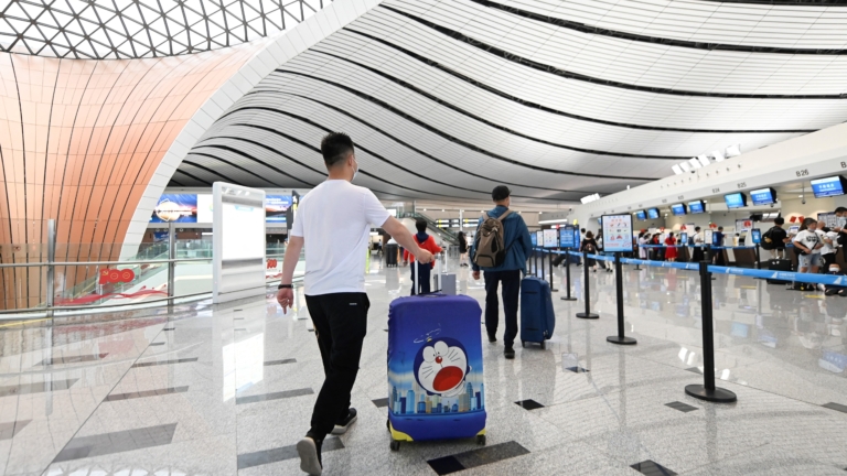 中共出境新規擴權 分析：全民陷寒蟬效應