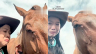 小馬感受到女孩即將離開 淚流不止(視頻)