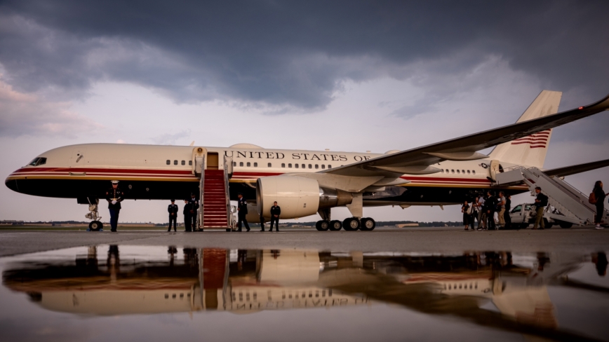 习近平访美 其专机与美空军一号差在哪？