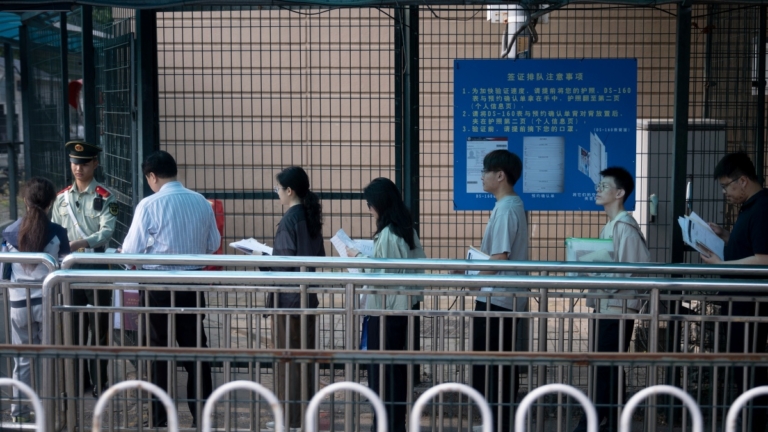 【禁聞】美收緊對華簽證 「反美鬥士」急刪帖