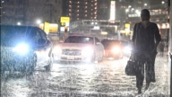 日本千葉豪雨淹近500住宅 逾千泡水車棄置路上
