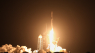 SpaceX再創紀錄 38分鐘連發兩火箭（視頻）