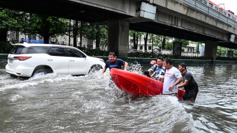 菲律賓暴雨釀洪災 至少27死 500多萬人受災