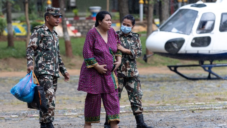 中共西藏救援遲 分析:不顧人命