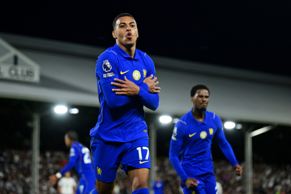 LONDON, ENGLAND - AUGUST 24: Morgan Rogers of Chelsea celebrates scoring his team’s second goal during the Premier League 2026/27 match between Fulham and Chelsea FC at Craven Cottage on August 24, 2026 in London, England.