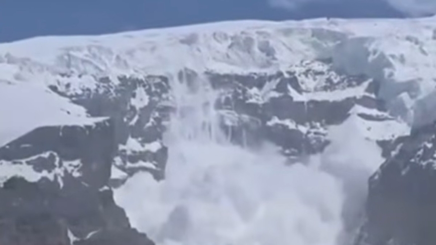 3万元租张证就能带队？新疆雪山山难曝乱象