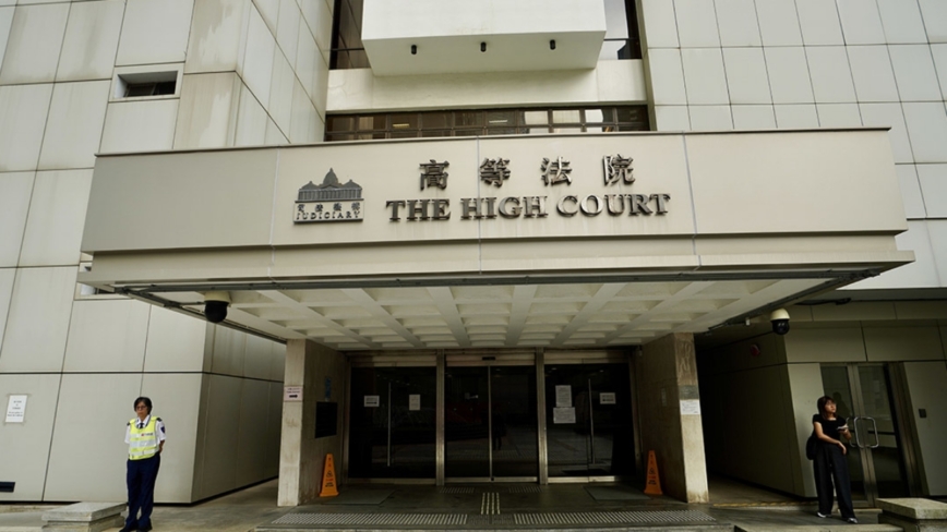 港名媛蔡天凤案开庭 前夫一家受审 近百民众旁听