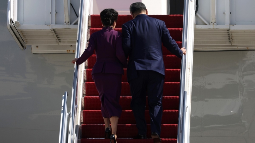 习访美罕见要求白宫设私人休息室 仅彭丽媛可进(视频)