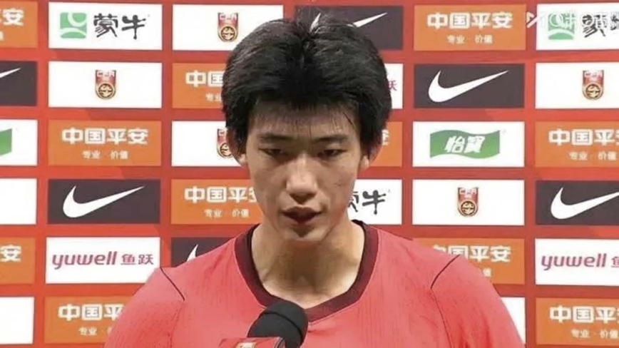 国足惨败惹恼小粉红 老将全躲派17岁球员受访