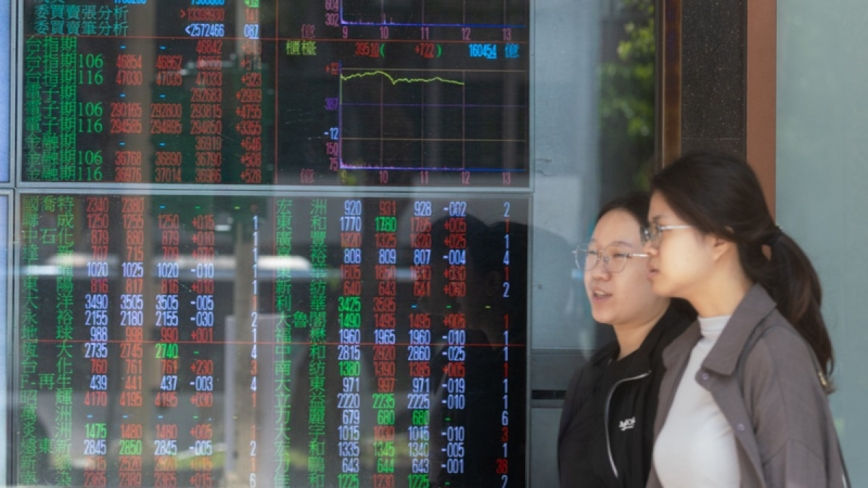 台积电ADR跌近6% 法人：台股下周开盘恐承压
